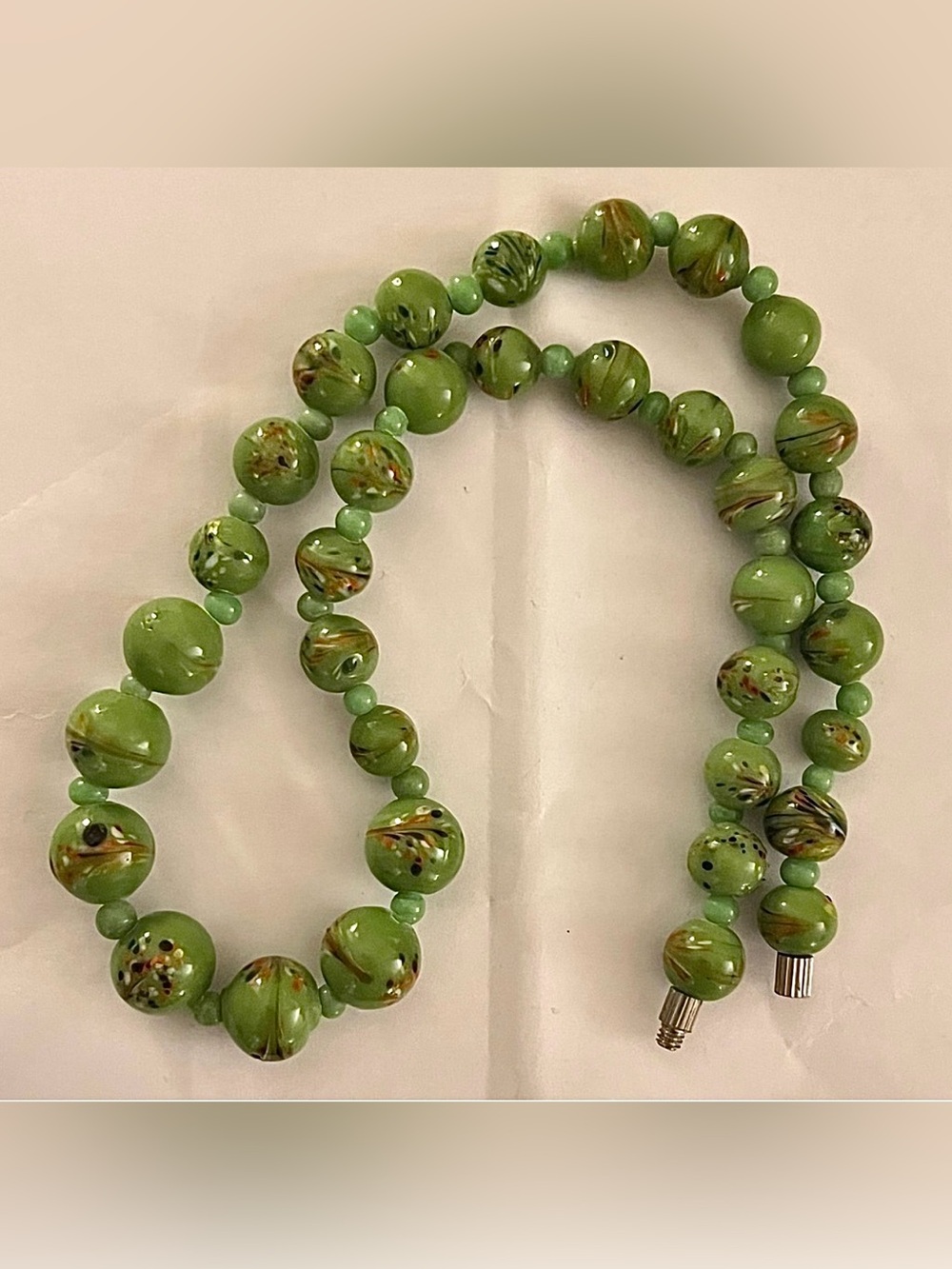 VTG Italian Murano Green Art Glass Bead Graduated Style Necklace 16.5”
